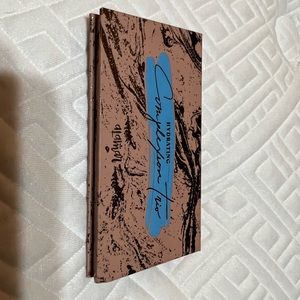 Makeup palettes